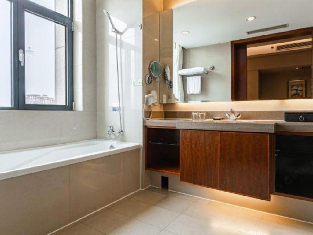 Qingdao Blue Horizon Hotel Licang Zewnętrze zdjęcie